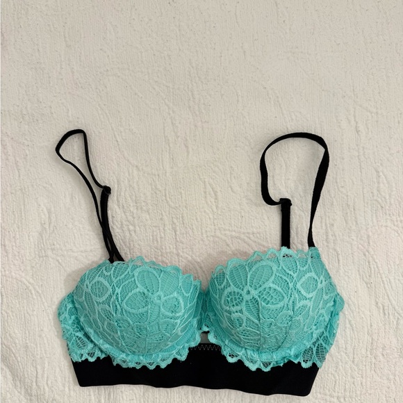 Victoria Secret Push Up Bra in Green Mint Lace and Black Band size 34 B - Picture 3 of 11